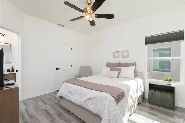 $1,250 | 1006 North Clarence Avenue, Unit 1, Edinburg, TX 78541