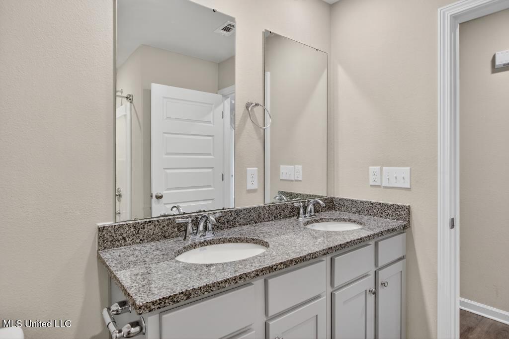 15232 Cypress Way Biloxi, MS 39532 - Photo 28 of 43 IMG_6745