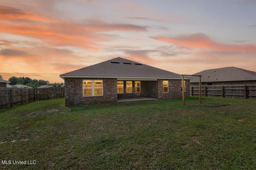 15232 Cypress Way Biloxi, MS 39532 - Photo 35 of 43 IMG_6756