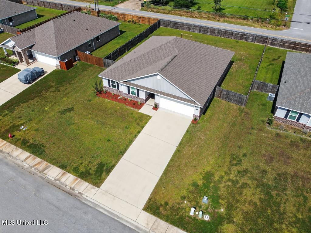 15232 Cypress Way Biloxi, MS 39532 - Photo 37 of 43 IMG_6754