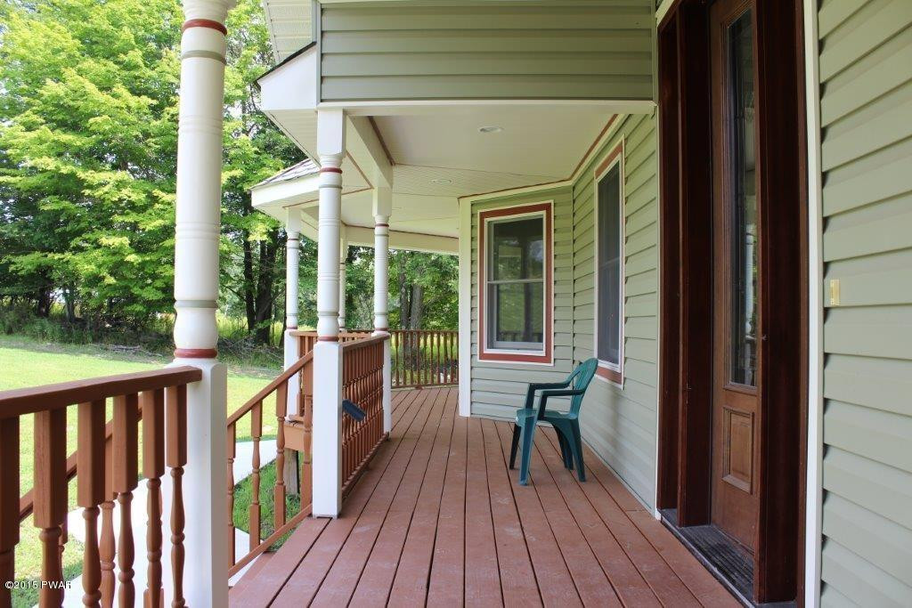202 Ledgedale Road Lake Ariel, PA 18436 - Photo 4 of 31 Gallery Image 4