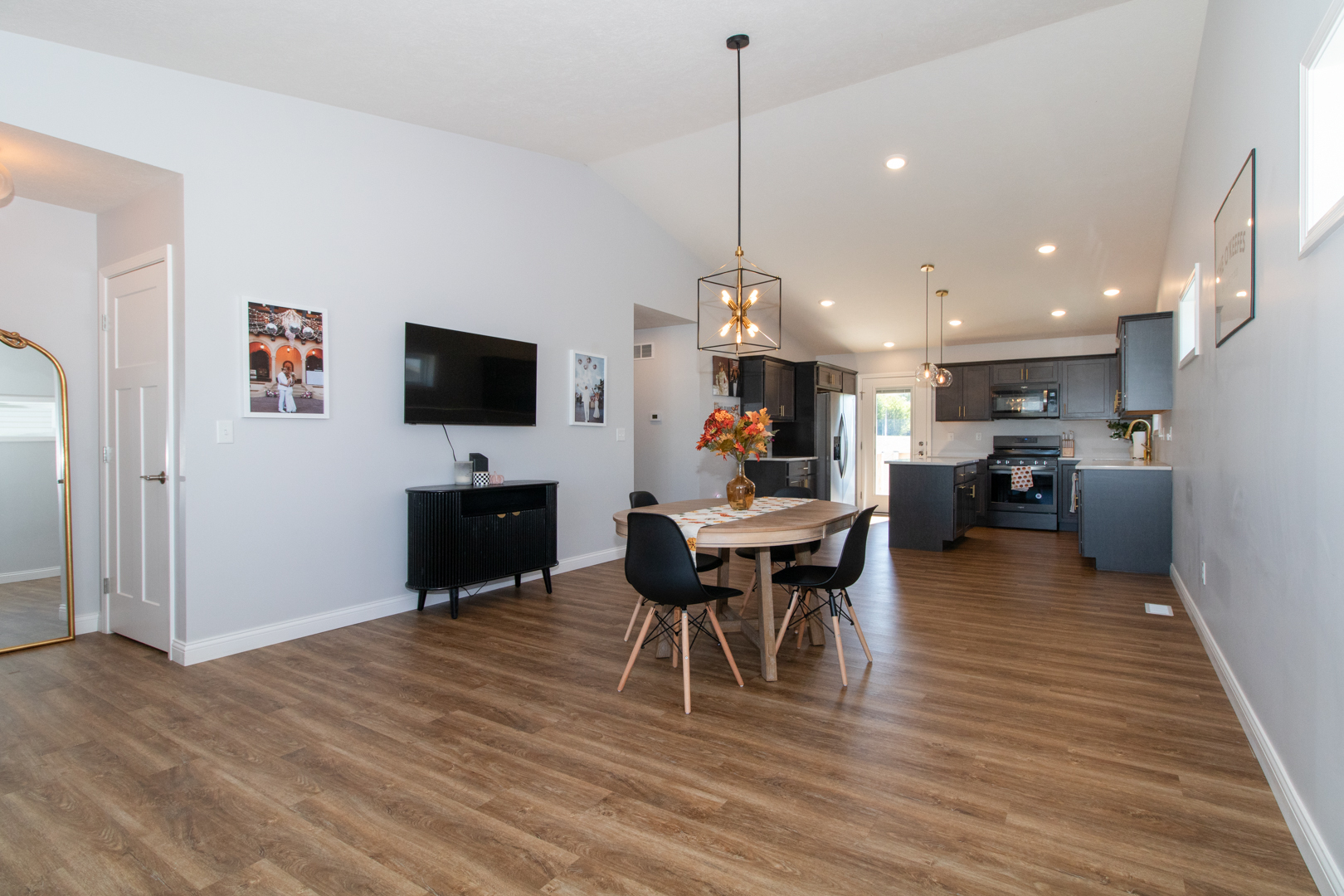 44 Winding Way Bloomington, IL 61705 - Photo 6 of 44 Gallery Image 6