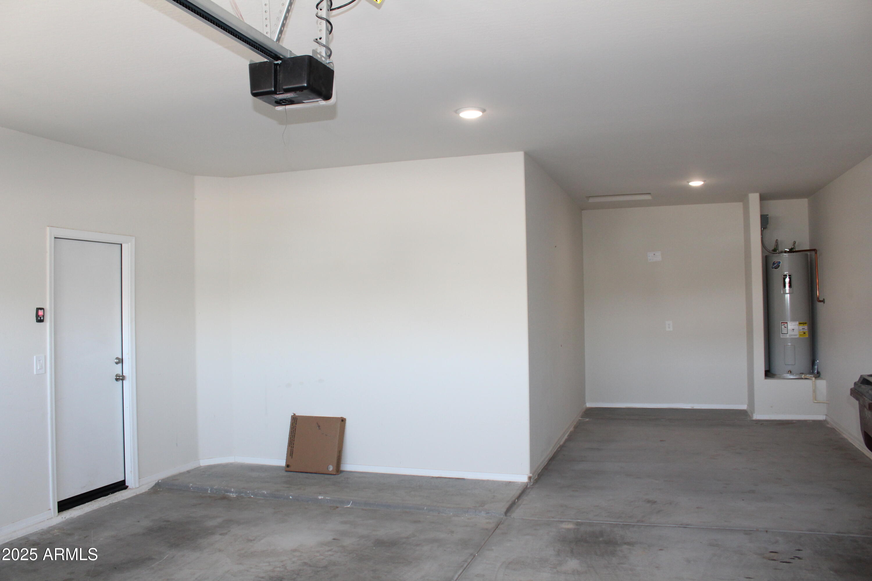 44575 West Palo Cedro Road Maricopa, AZ 85138 - Photo 37 of 42 garage