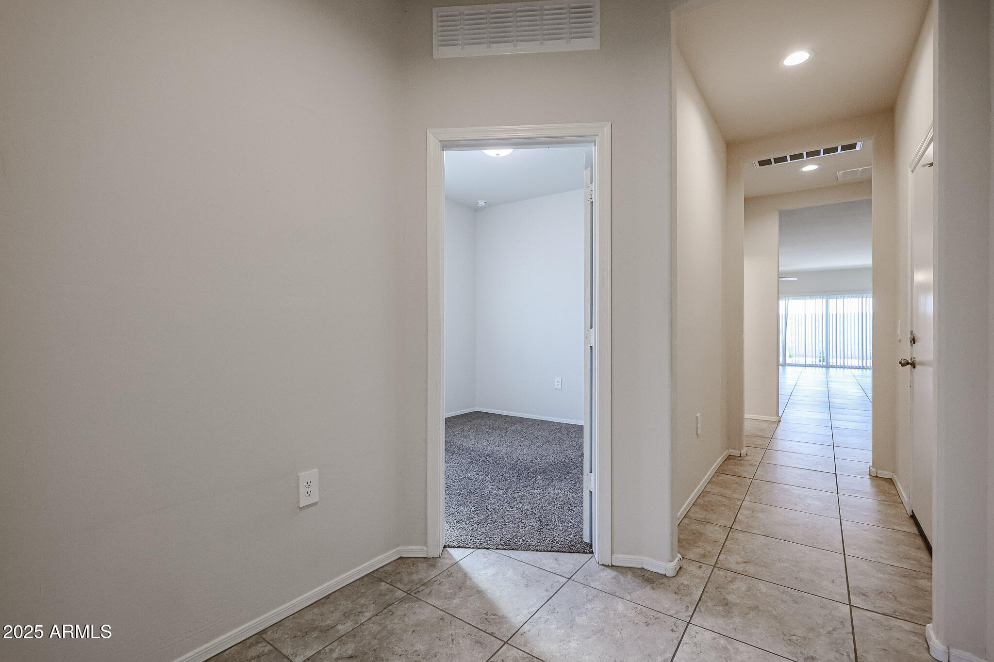 44575 West Palo Cedro Road Maricopa, AZ 85138 - Photo 8 of 42 entry hall
