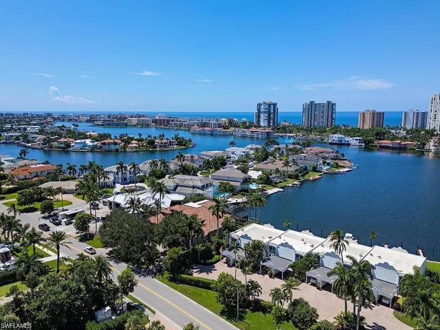 $2,499,000 | 4051 Crayton Road, Unit 4051, Naples, FL 34103
