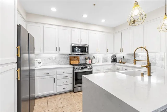 $780,000 | 1525 Caminito Zaragosa, Chula Vista, CA 91913