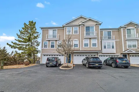 $549,900 | 35 Bayside Drive, Unit 35, Somers Point, NJ 08244