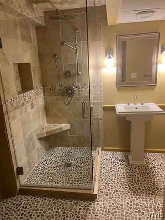 $525,000 | 303 White Heron Circle, Manlius, NY 13066