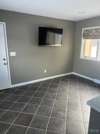 $525,000 | 303 White Heron Circle, Manlius, NY 13066