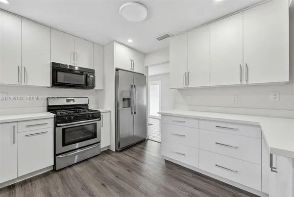 $1,200,000 | 8805 Southwest 81st Street, Miami, FL 33173