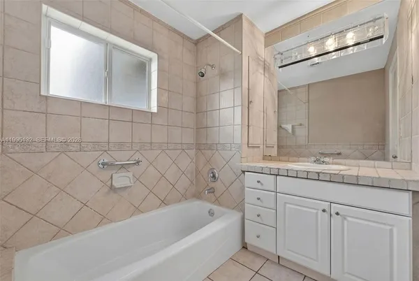 $1,200,000 | 8805 Southwest 81st Street, Miami, FL 33173