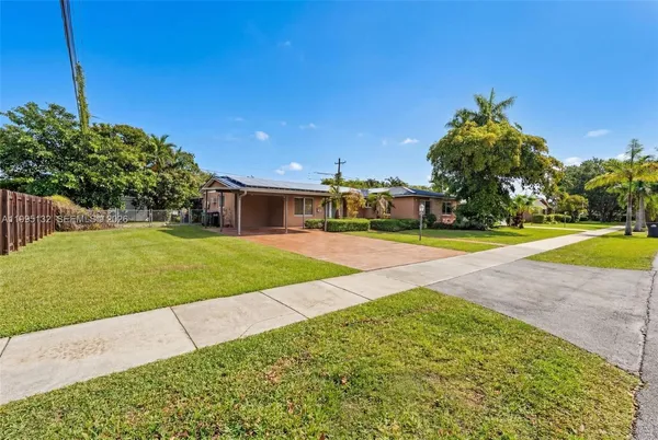 $1,200,000 | 8805 Southwest 81st Street, Miami, FL 33173