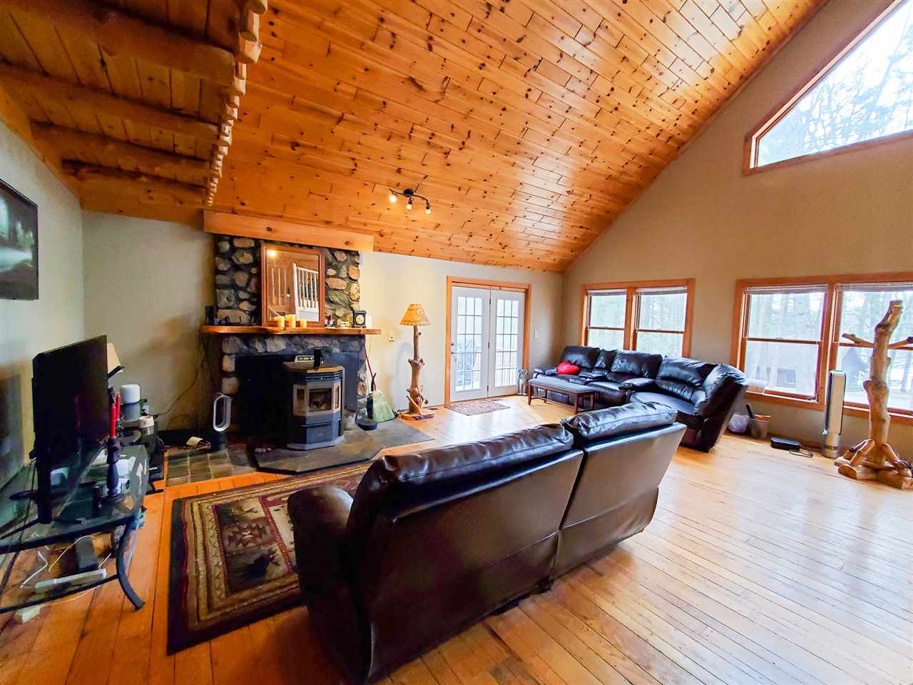 929 Hammond Road Harrison, MI 48625 - Photo 7 of 49