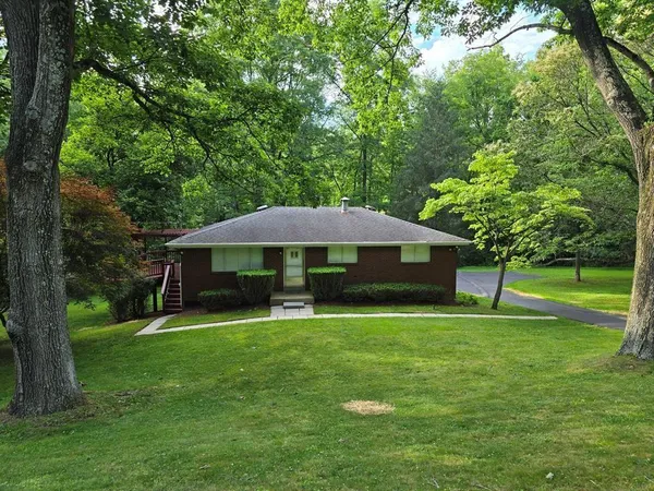 $299,900 | 11255 Brokers Lane, Irwin, PA 15642
