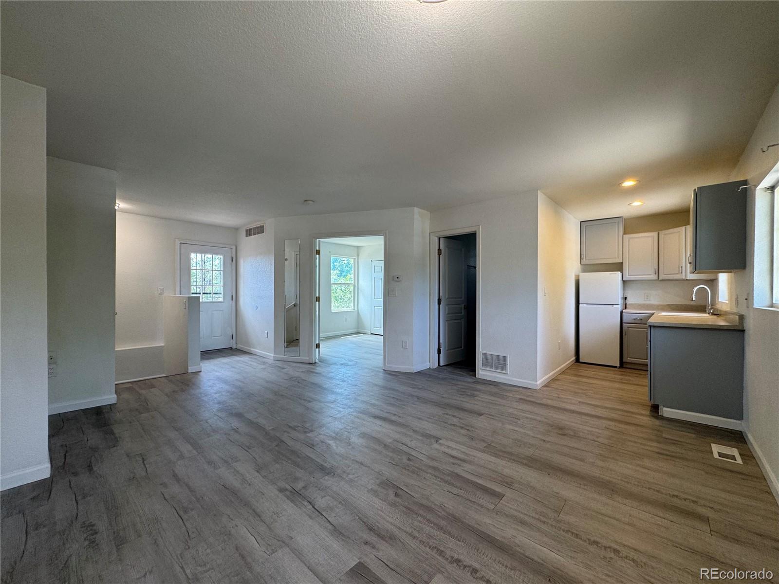 2012 South Ivory Street Aurora, CO 80013 - Photo 26 of 37