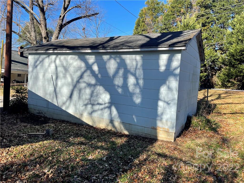 607 Salisbury Road Statesville, NC 28677 - Photo 19 of 20 a view of outdoor space