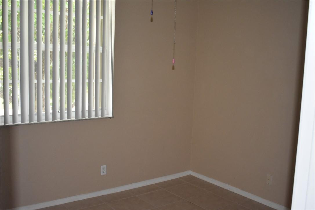 7890 Dixie Beach Circle Tamarac, FL 33321 - Photo 17 of 19 a view of a small space