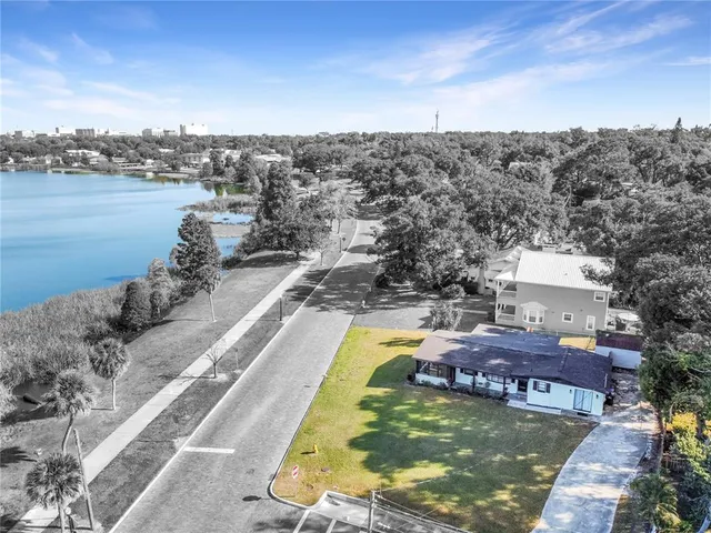 $2,500 | 63 Lake Hunter Drive, Lakeland, FL 33803