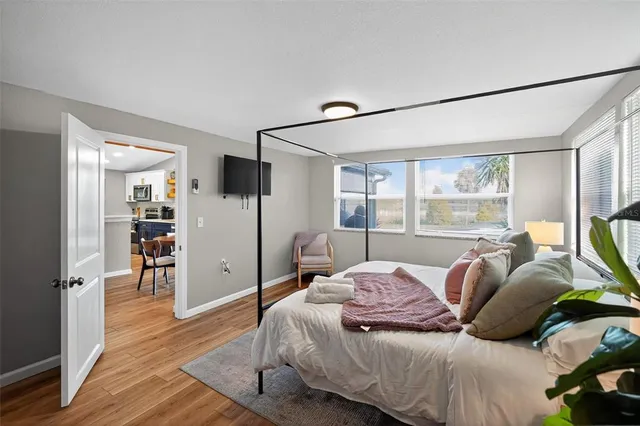 $2,500 | 63 Lake Hunter Drive, Lakeland, FL 33803