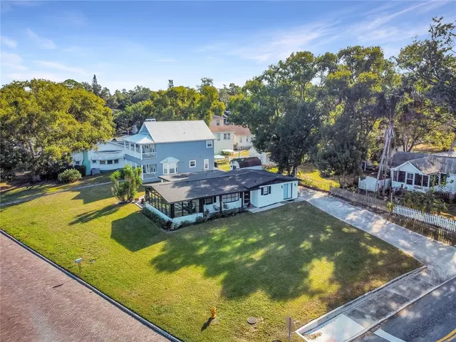 $2,500 | 63 Lake Hunter Drive, Lakeland, FL 33803