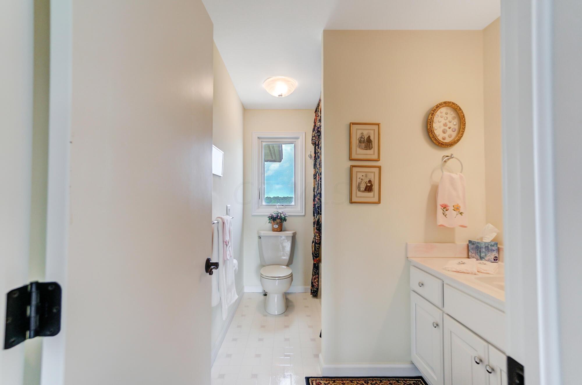 2100 Old Columbus Road London, OH 43140 - Photo 37 of 92 1 of 3 Full Baths