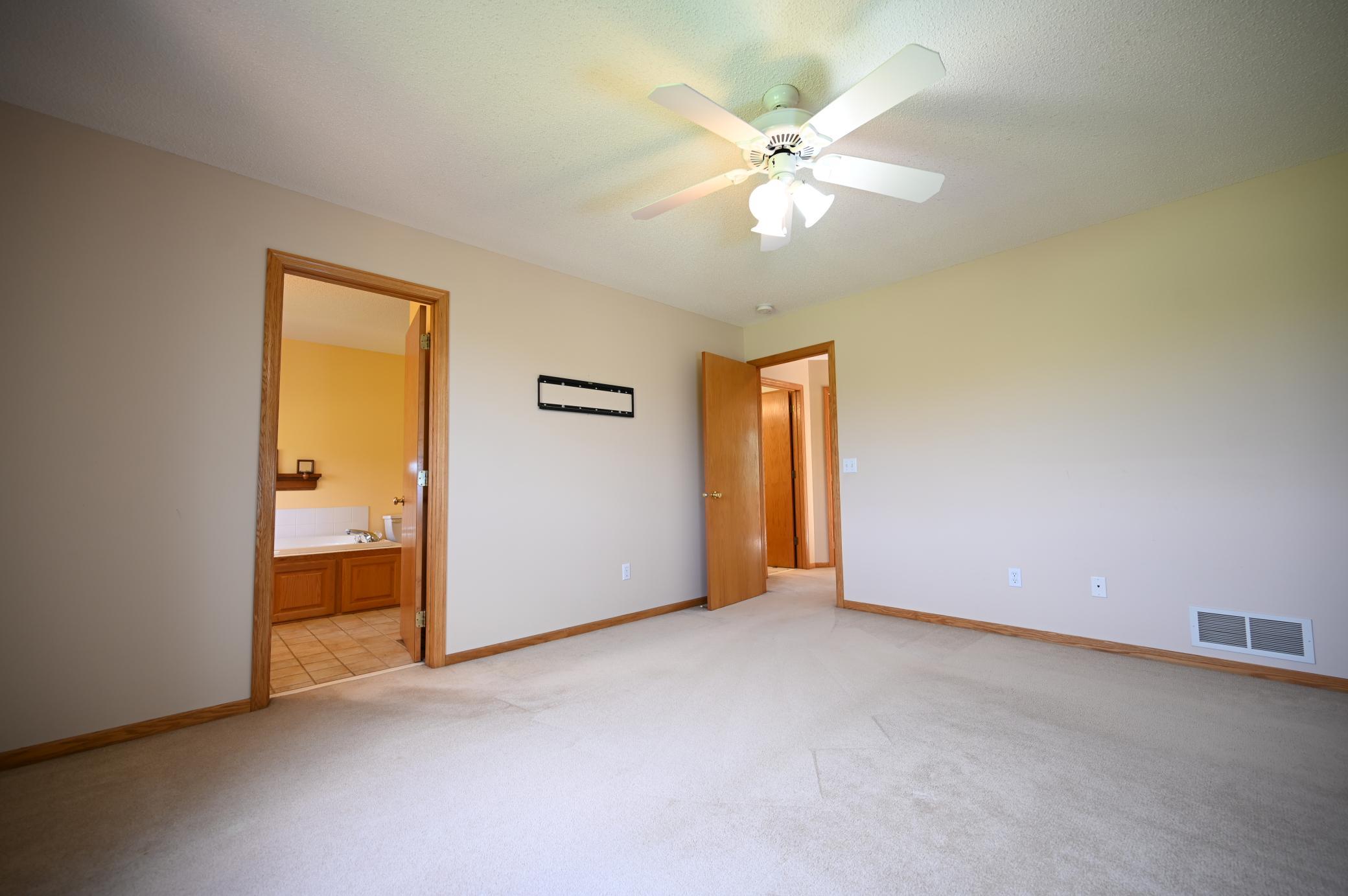 20247 Lake Ridge Drive Prior Lake, MN 55372 - Photo 23 of 42