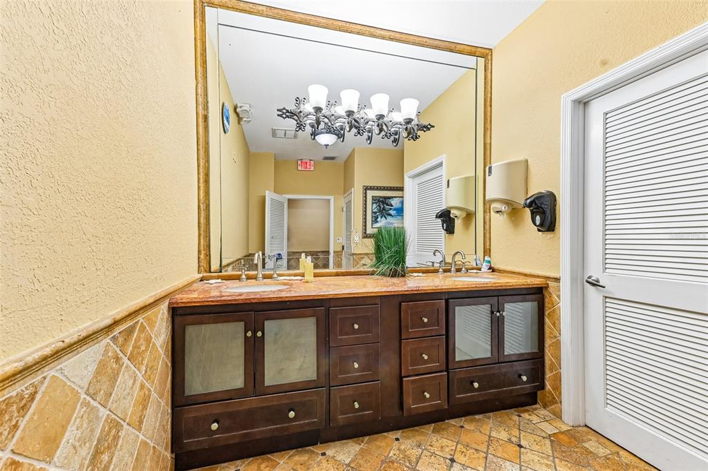103950 Overseas Highway, Unit RU62 Key Largo, FL 33037 - Photo 9 of 35