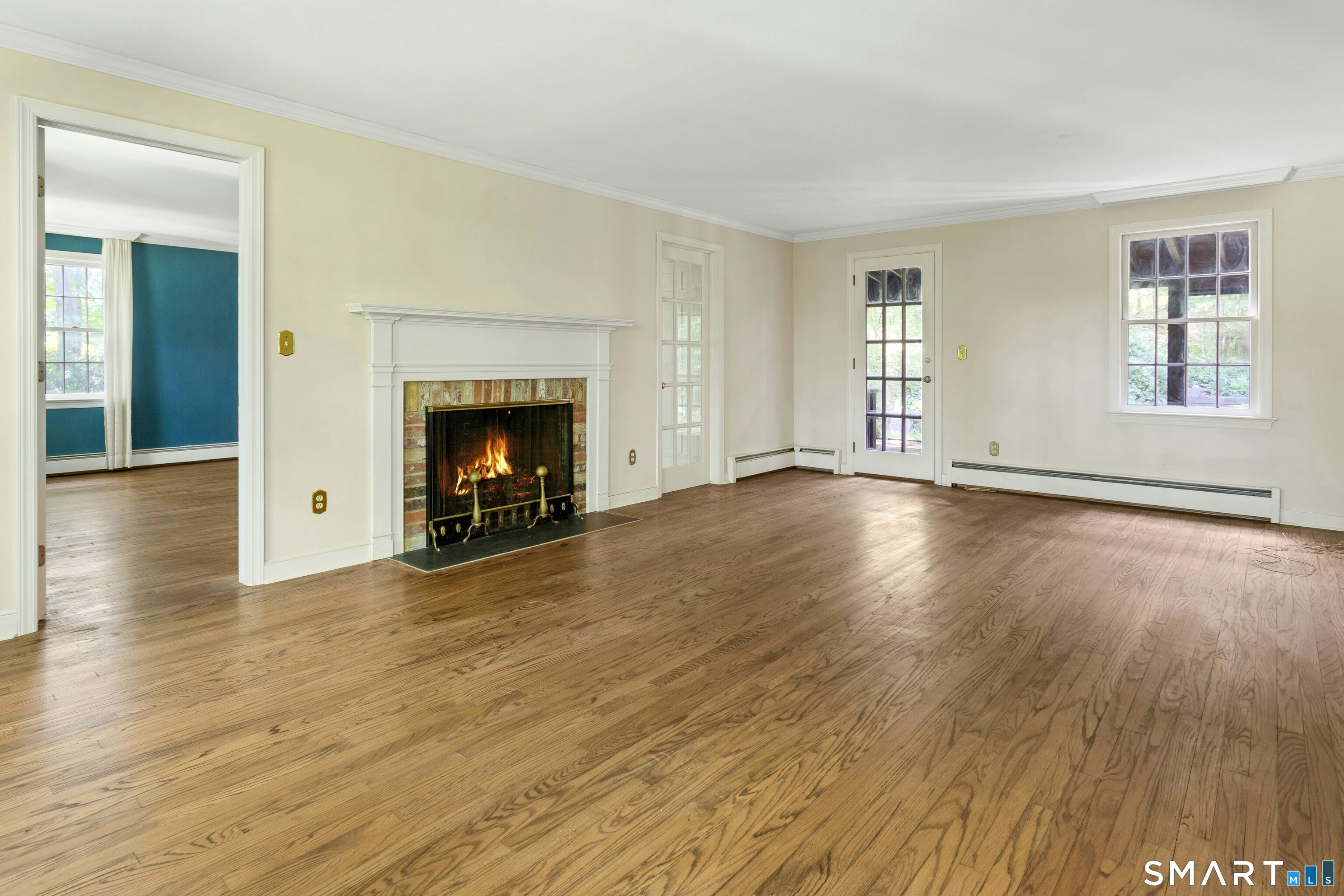 85 Carriage Road Wilton, CT 06897 - Photo 5 of 38