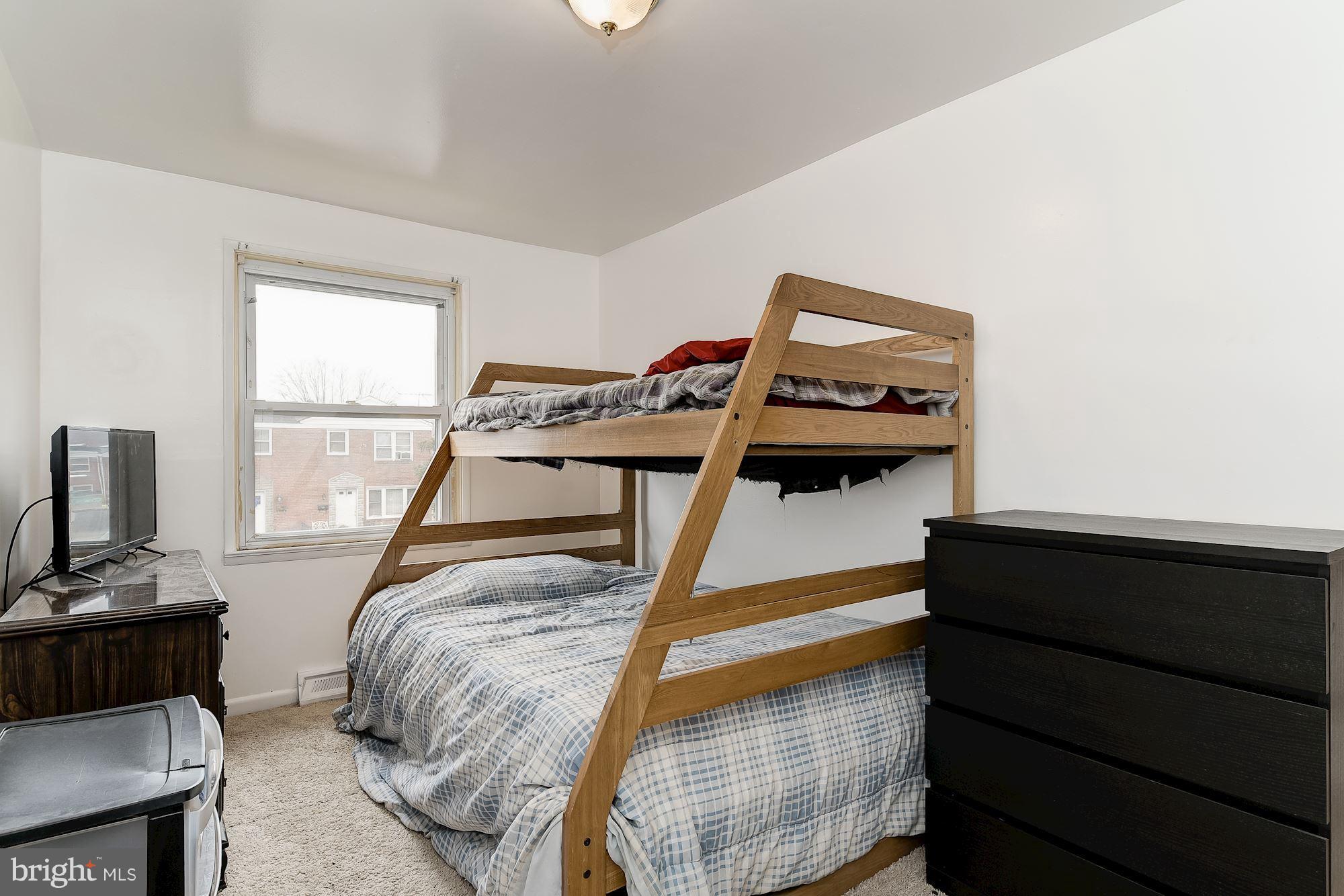 5495 Bucknell Road Baltimore, MD 21206 - Photo 14 of 21 Bedroom