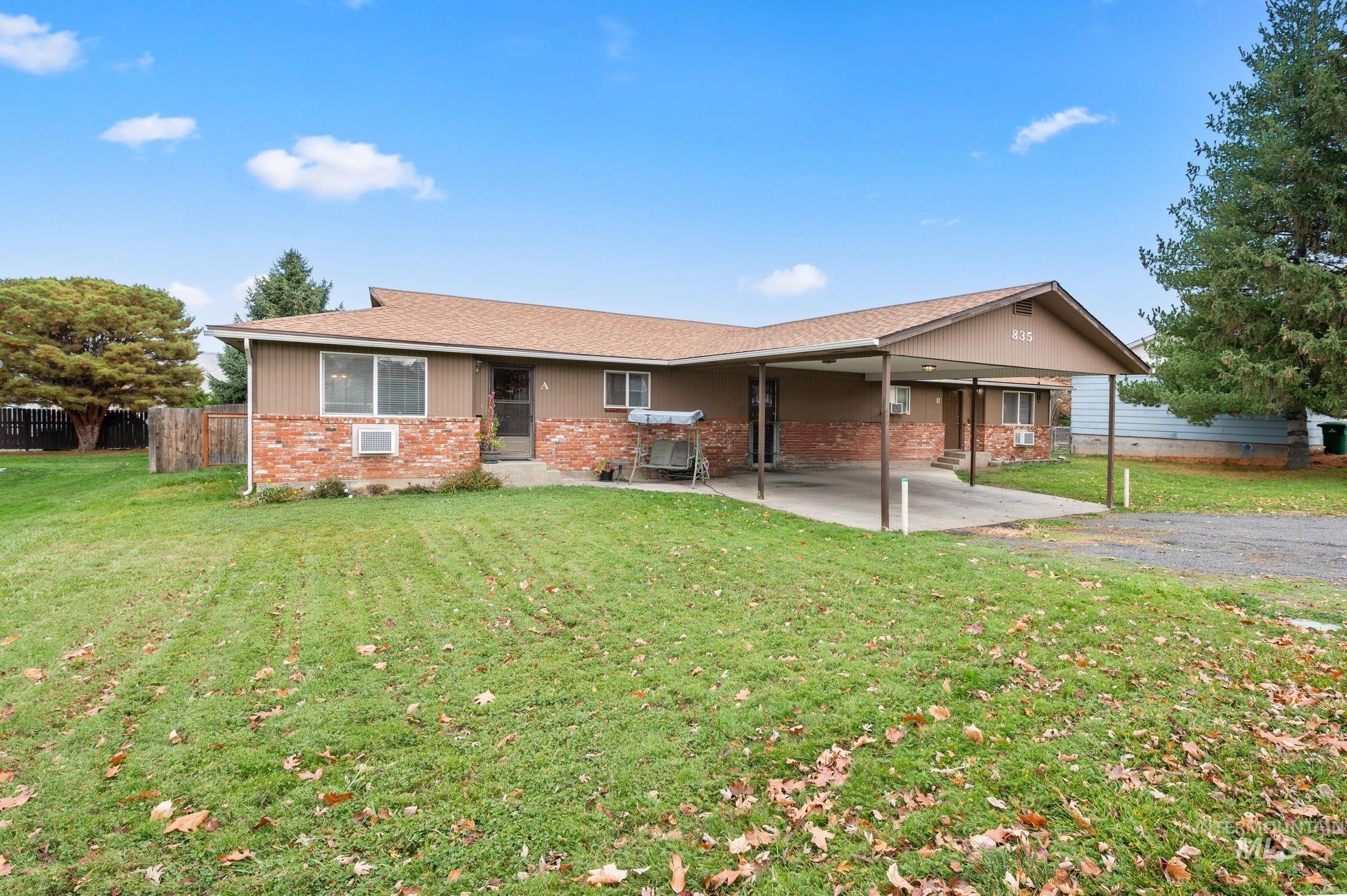 835 Stewart Avenue Lewiston, ID 83501 - Photo 1 of 28