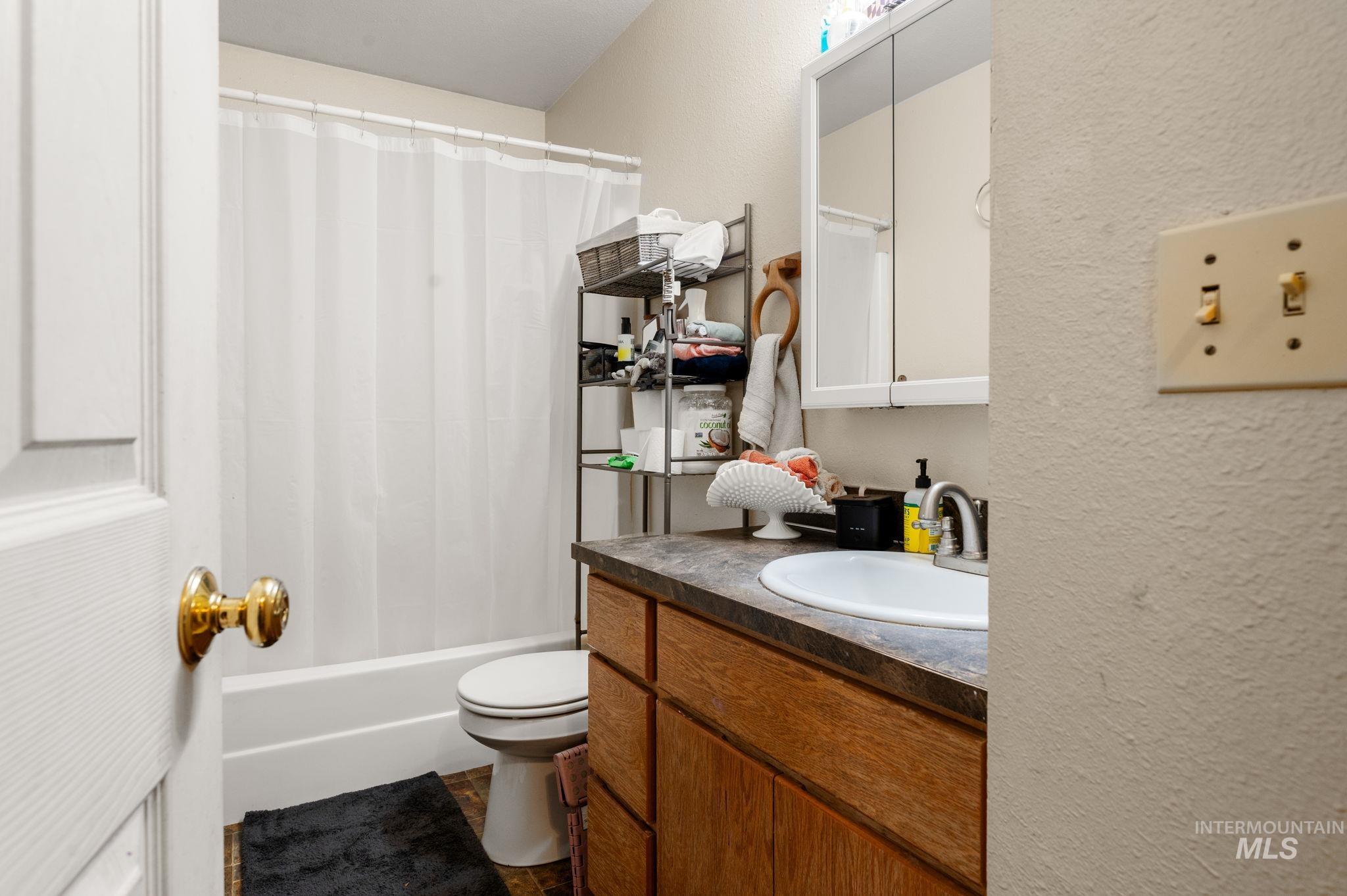 835 Stewart Avenue Lewiston, ID 83501 - Photo 11 of 28