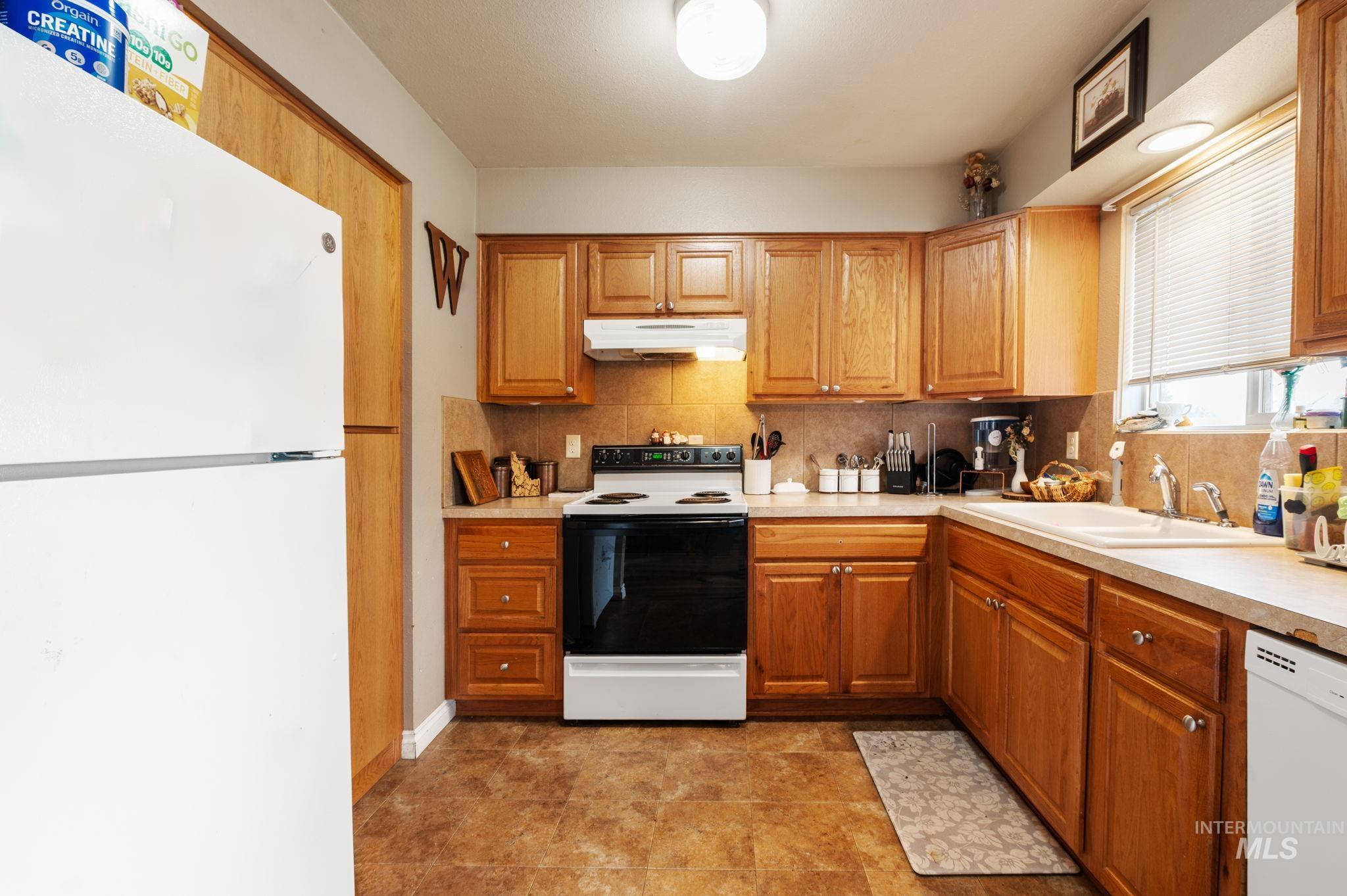 835 Stewart Avenue Lewiston, ID 83501 - Photo 7 of 28