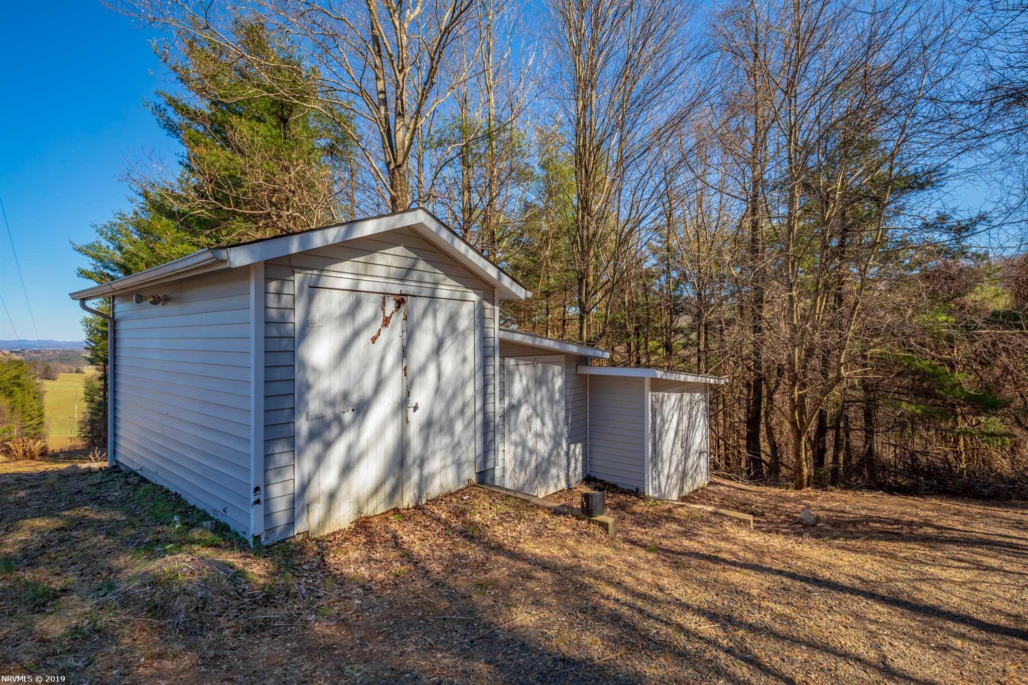 887 Colonial Road Fancy Gap, VA 24328 - Photo 87 of 105 Gallery Image 87