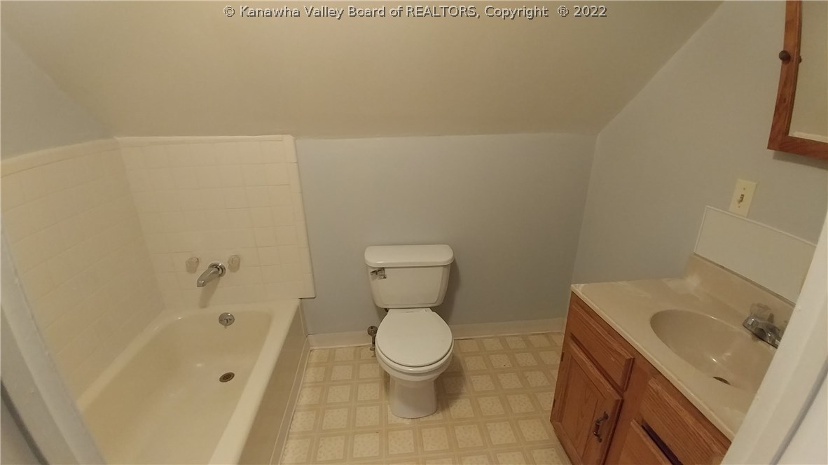 3816 Indian Creek Road Elkview, WV 25071 - Photo 19 of 21 Gallery Image 19