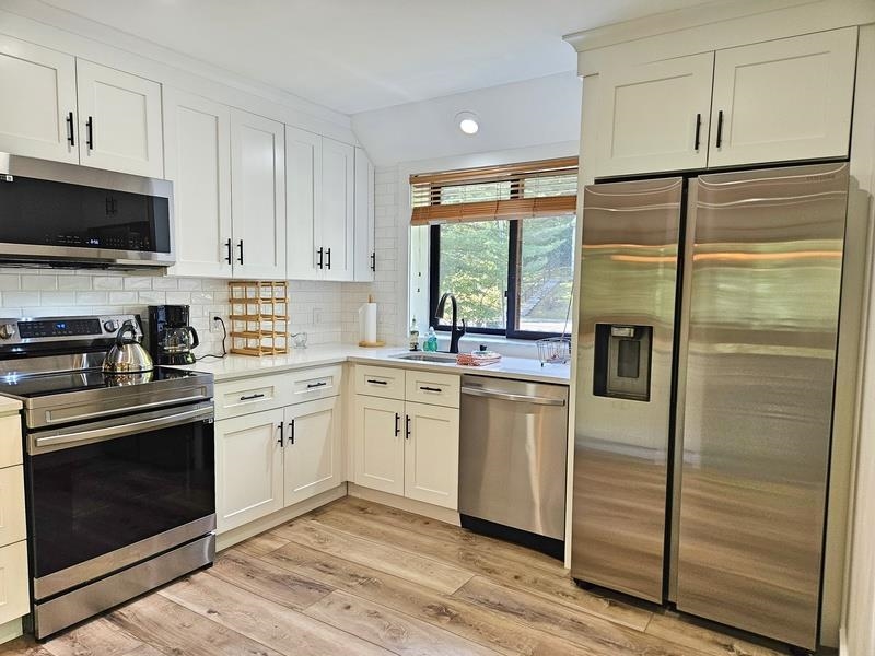 106 Easterly Road, Unit 1 Lincoln, NH 03251 - Photo 2 of 19