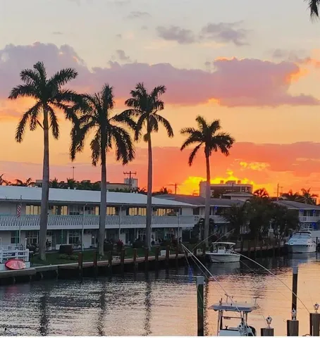 $399,900 | 2864 Northeast 33rd Court, Unit 202, Fort Lauderdale, FL 33306