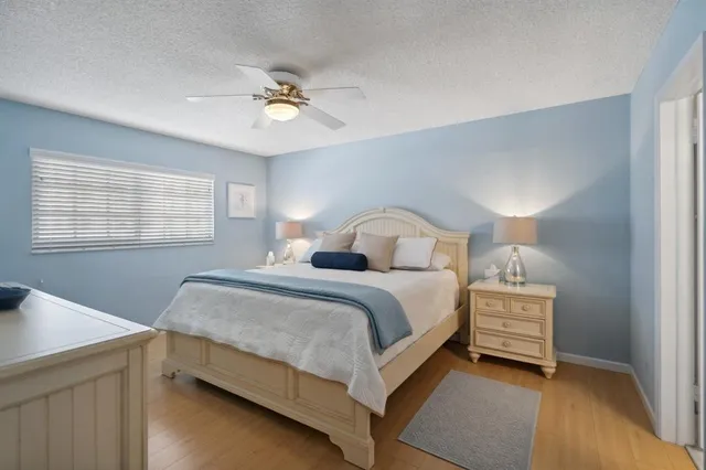 $399,900 | 2864 Northeast 33rd Court, Unit 202, Fort Lauderdale, FL 33306