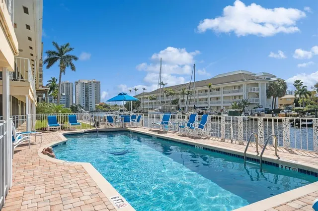 $399,900 | 2864 Northeast 33rd Court, Unit 202, Fort Lauderdale, FL 33306