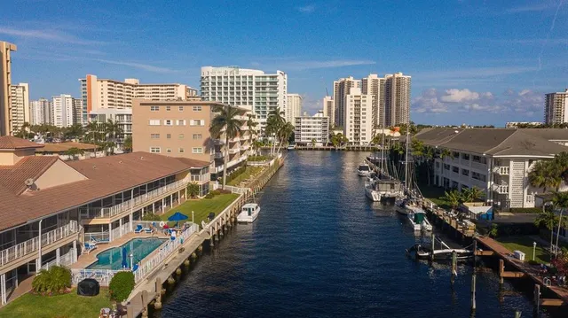 $399,900 | 2864 Northeast 33rd Court, Unit 202, Fort Lauderdale, FL 33306