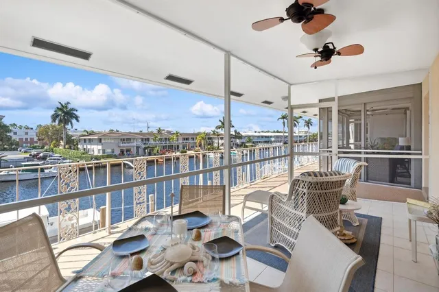 $399,900 | 2864 Northeast 33rd Court, Unit 202, Fort Lauderdale, FL 33306