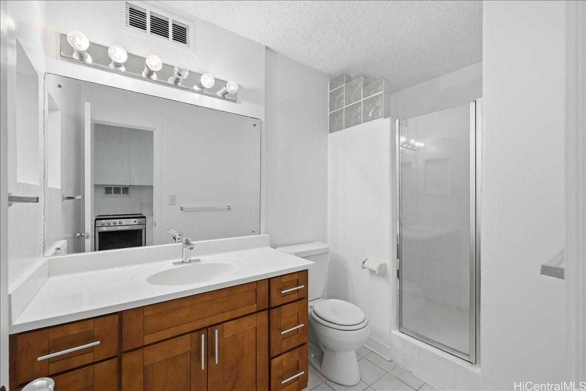 425 Ena Road, Unit 207B Honolulu, HI 96815 - Photo 8 of 25