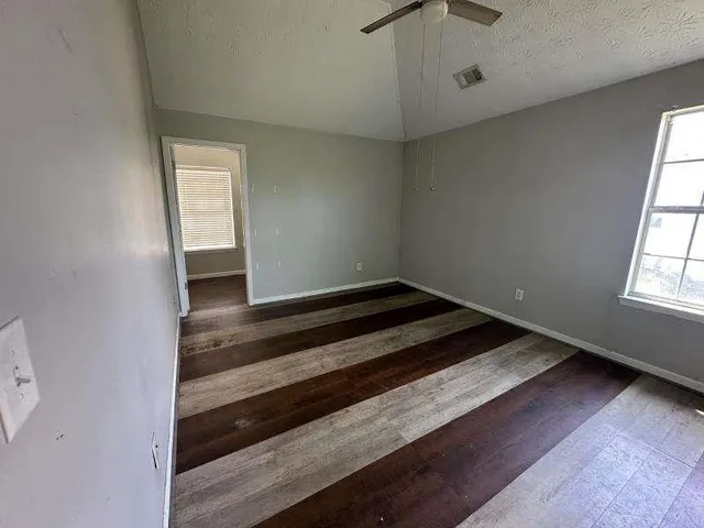 a view of utility room