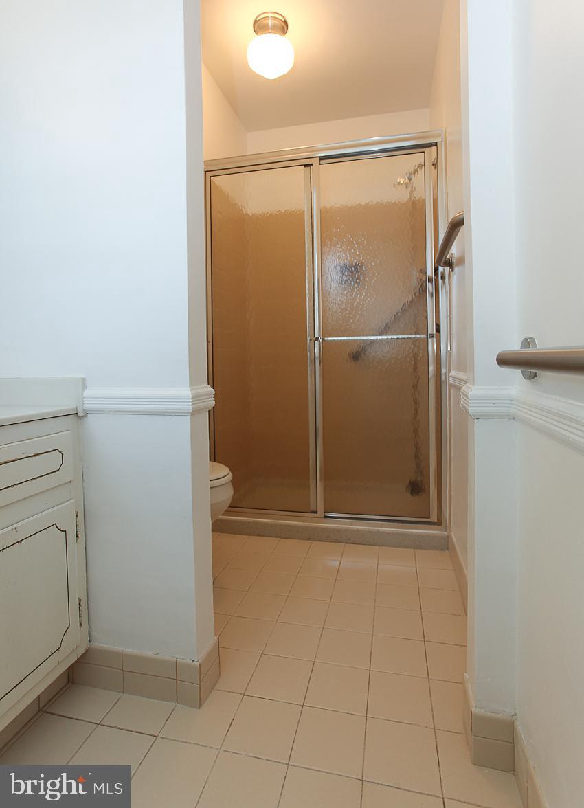 1606 Crestline Road Silver Spring, MD 20904 - Photo 21 of 56 Master Bathroom