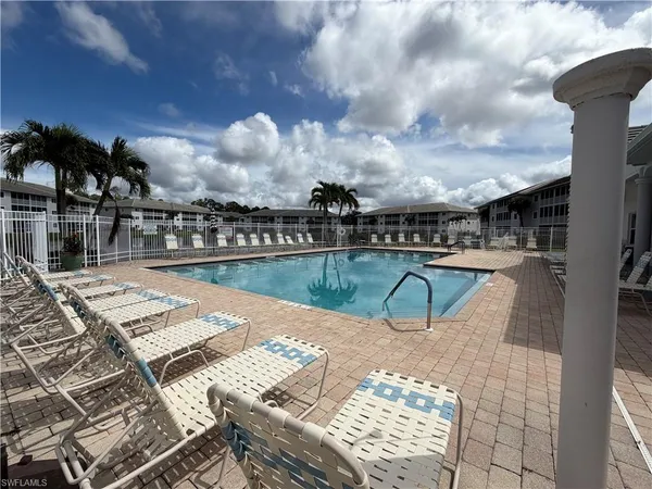 $2,100 | 7839 Regal Heron Circle, Unit 202, Naples, FL 34104