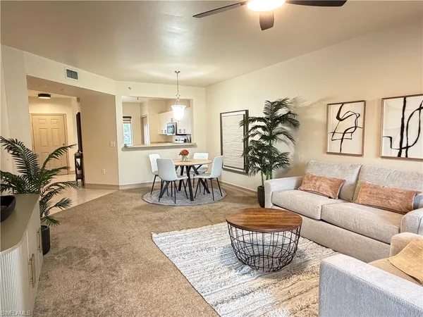 $2,100 | 7839 Regal Heron Circle, Unit 202, Naples, FL 34104