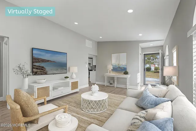 $324,999 | 32 Carnaby Close, Freehold, NJ 07728