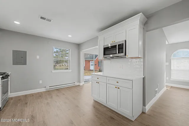 $324,999 | 32 Carnaby Close, Freehold, NJ 07728