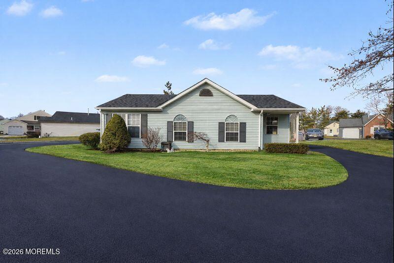 32 Carnaby Close Freehold, NJ 07728 - Photo 2 of 44 Virtually Enhanced