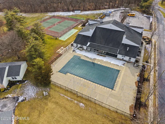 $324,999 | 32 Carnaby Close, Freehold, NJ 07728