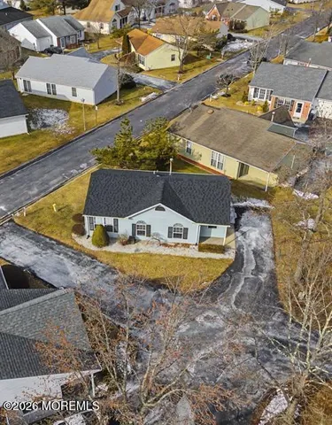 $324,999 | 32 Carnaby Close, Freehold, NJ 07728